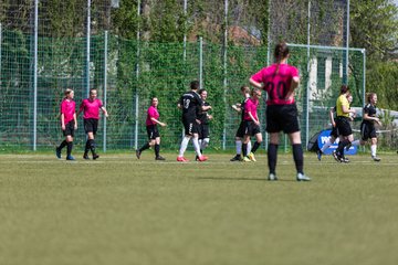 Bild 97 - B-Juniorinnen Pokalfinale SV Henstedt Ulzburg - SG Holstein Sued : 2:0